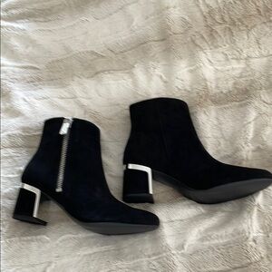 NEW! DKNY Black Ankle Boots with Sleek Design